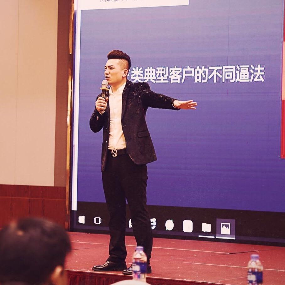 💪奋斗💪&晓海哥&