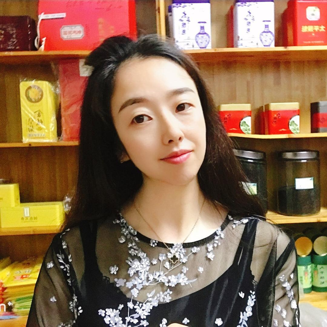 黄山导游桔子