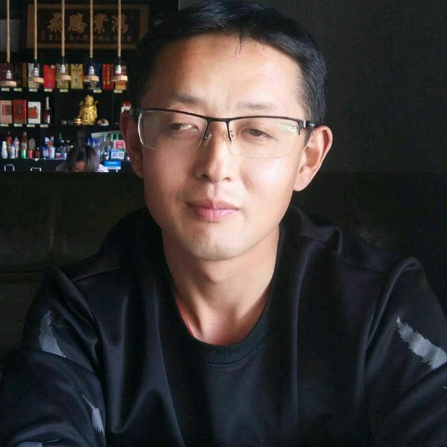 眼睛大哥