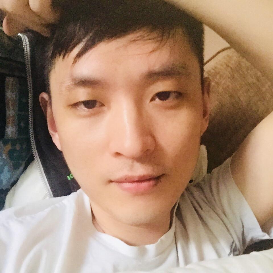 阿木烁🇳🇴✈️🇬🇧