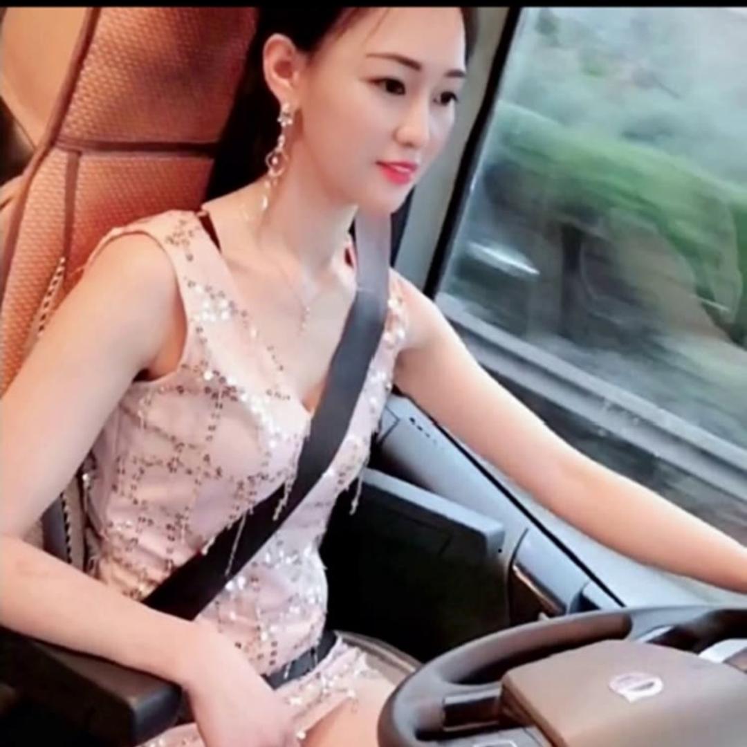 卡车婷姐《成鸿运输》