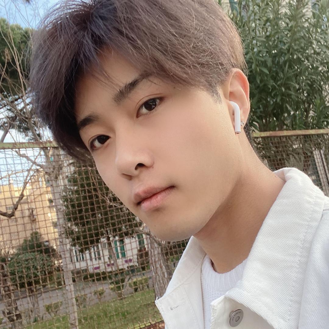 小疯..