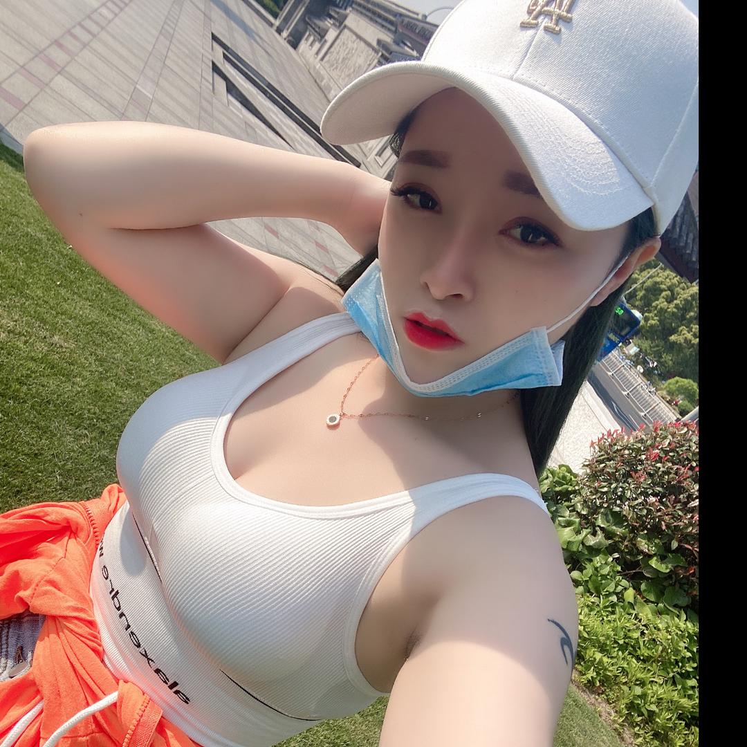 伤感的女人