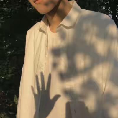 丠丠