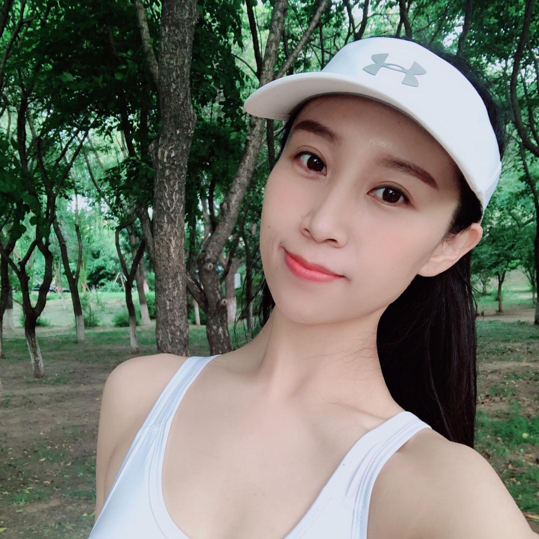 茜茜在自律
