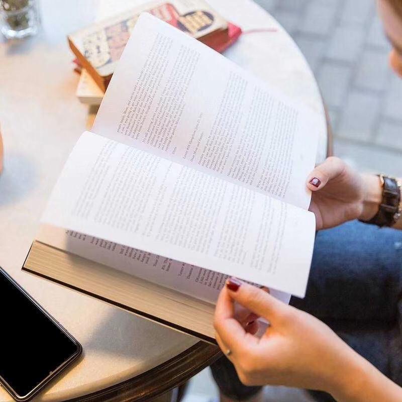 本来无一物，何处惹尘埃。（拒聊）