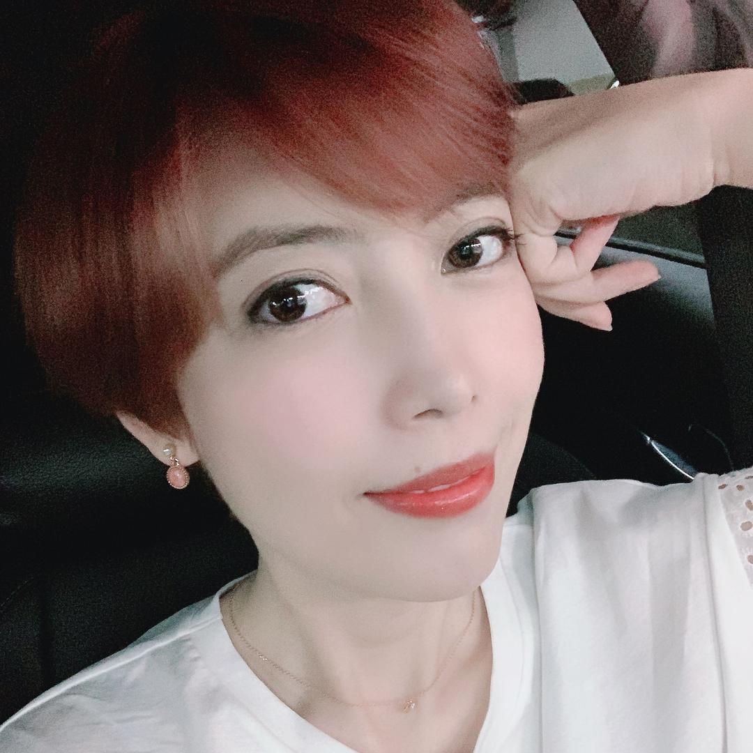 C姐豪横在韩国@抖音