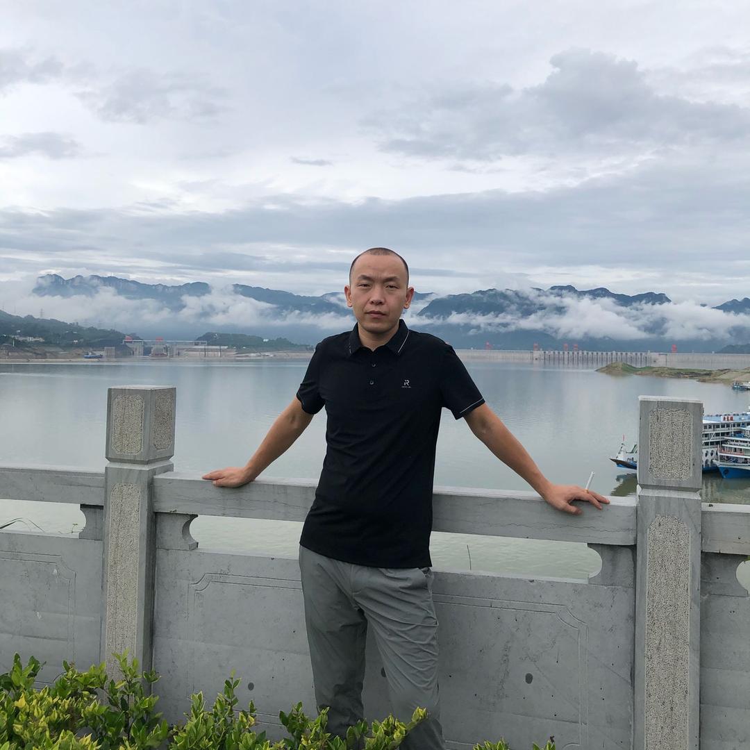 小王仔（好运裁坊）
