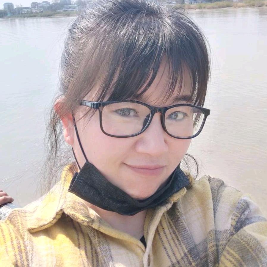 嫣然依笑