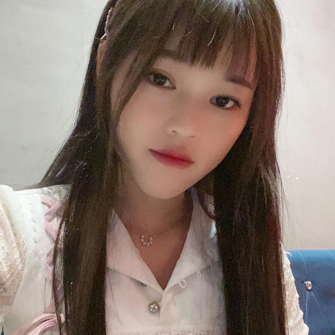 秀穿搭服饰