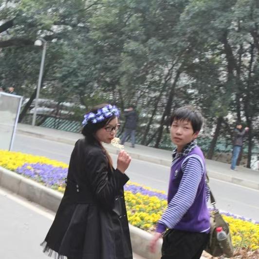 💋小芳