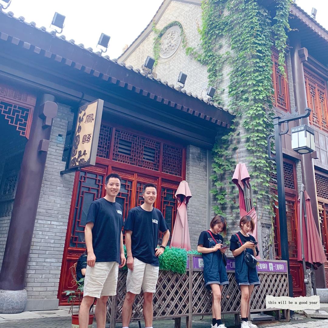 双胞胎大蔡小蔡