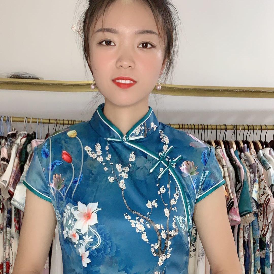 纤姿旗袍