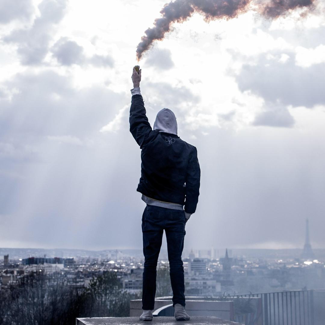 别怕，我不是什么好人。