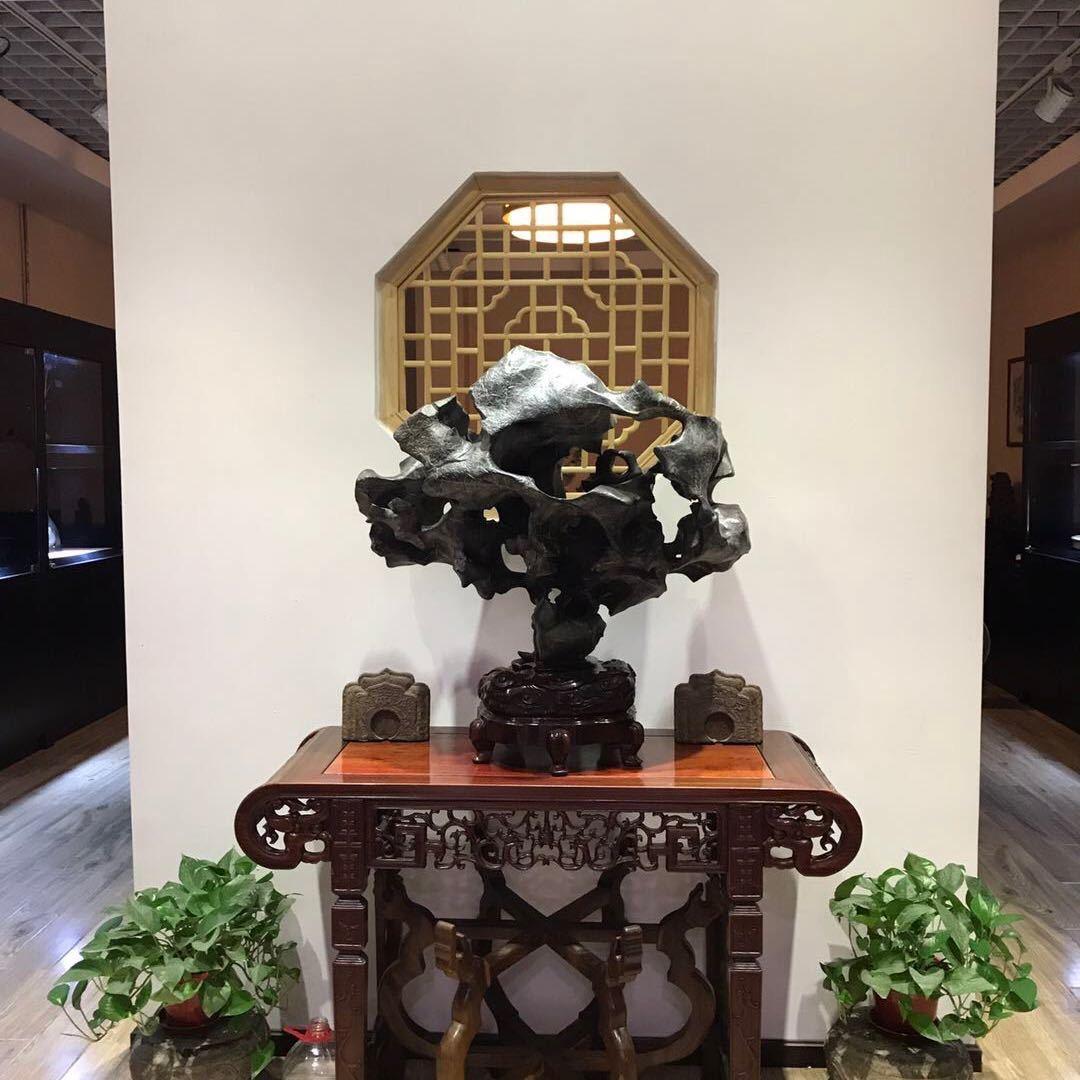 顽 石