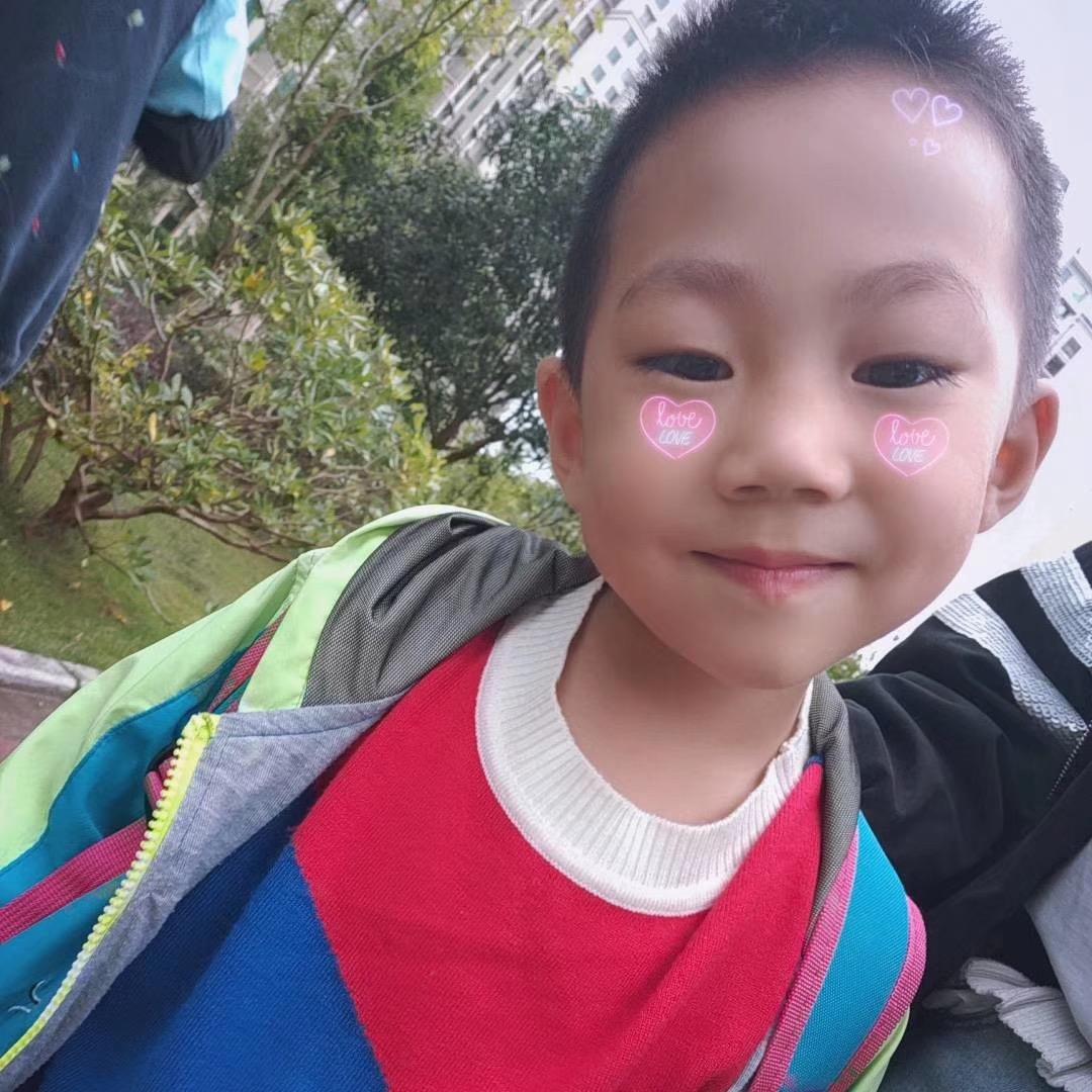 红线里小二哥