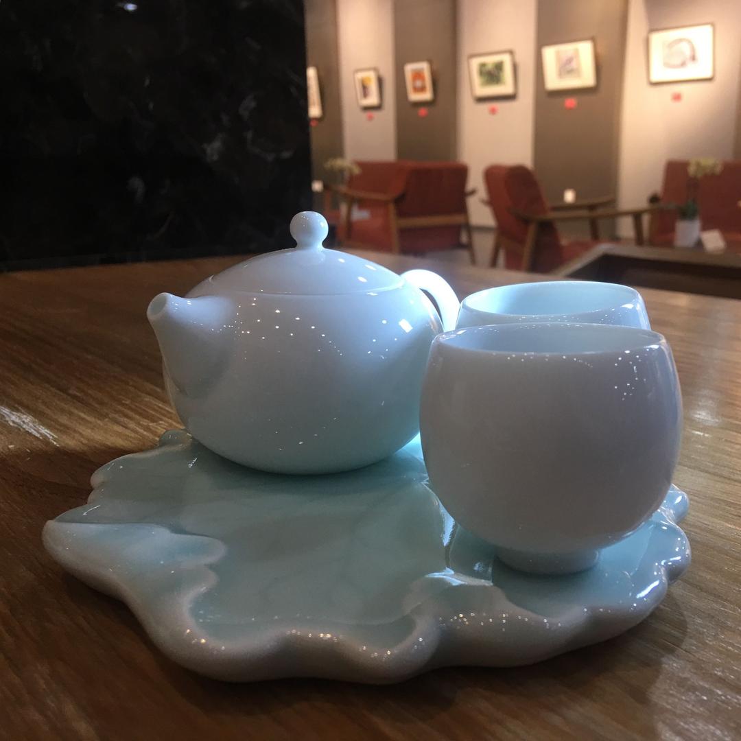 瓷妞