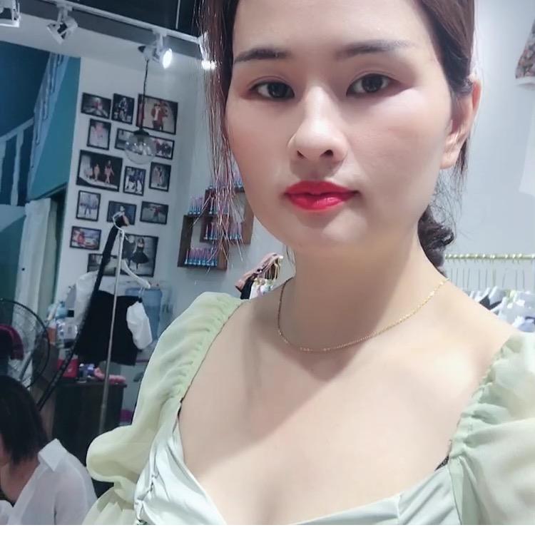 丽君（一品香卤食）