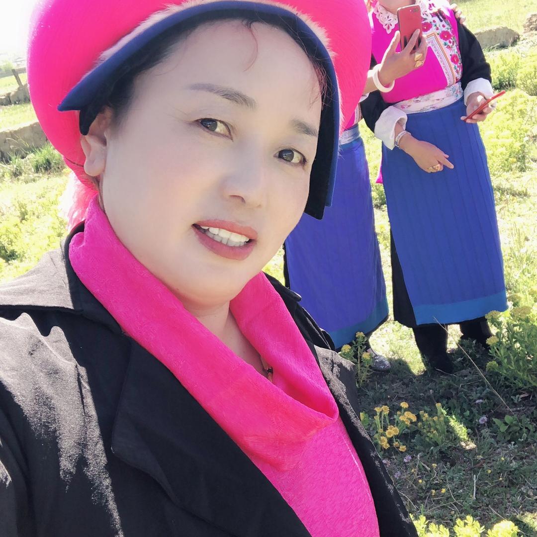 卓玛的回眸一笑