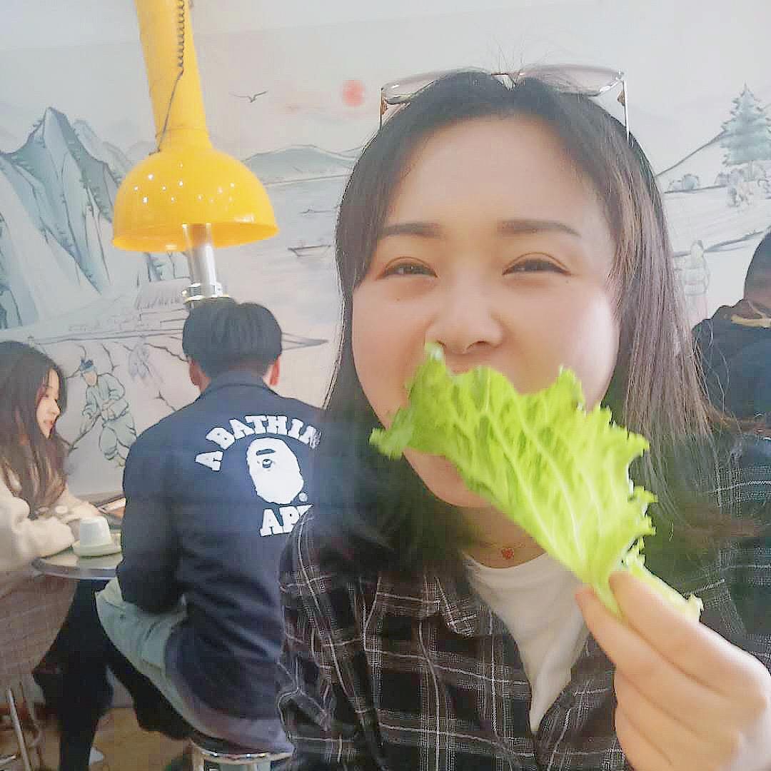 大脸曼