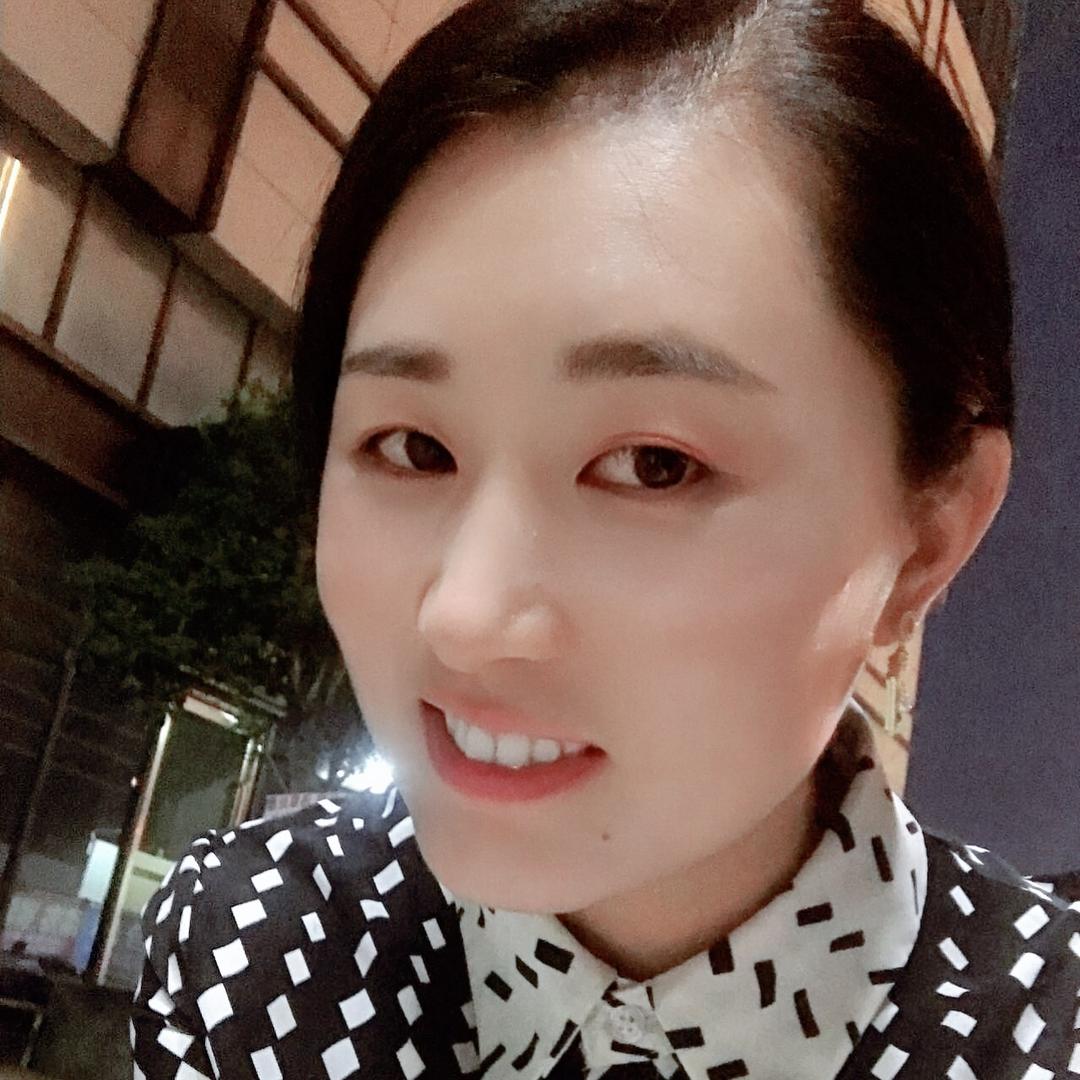 邓小黑聊房🌹