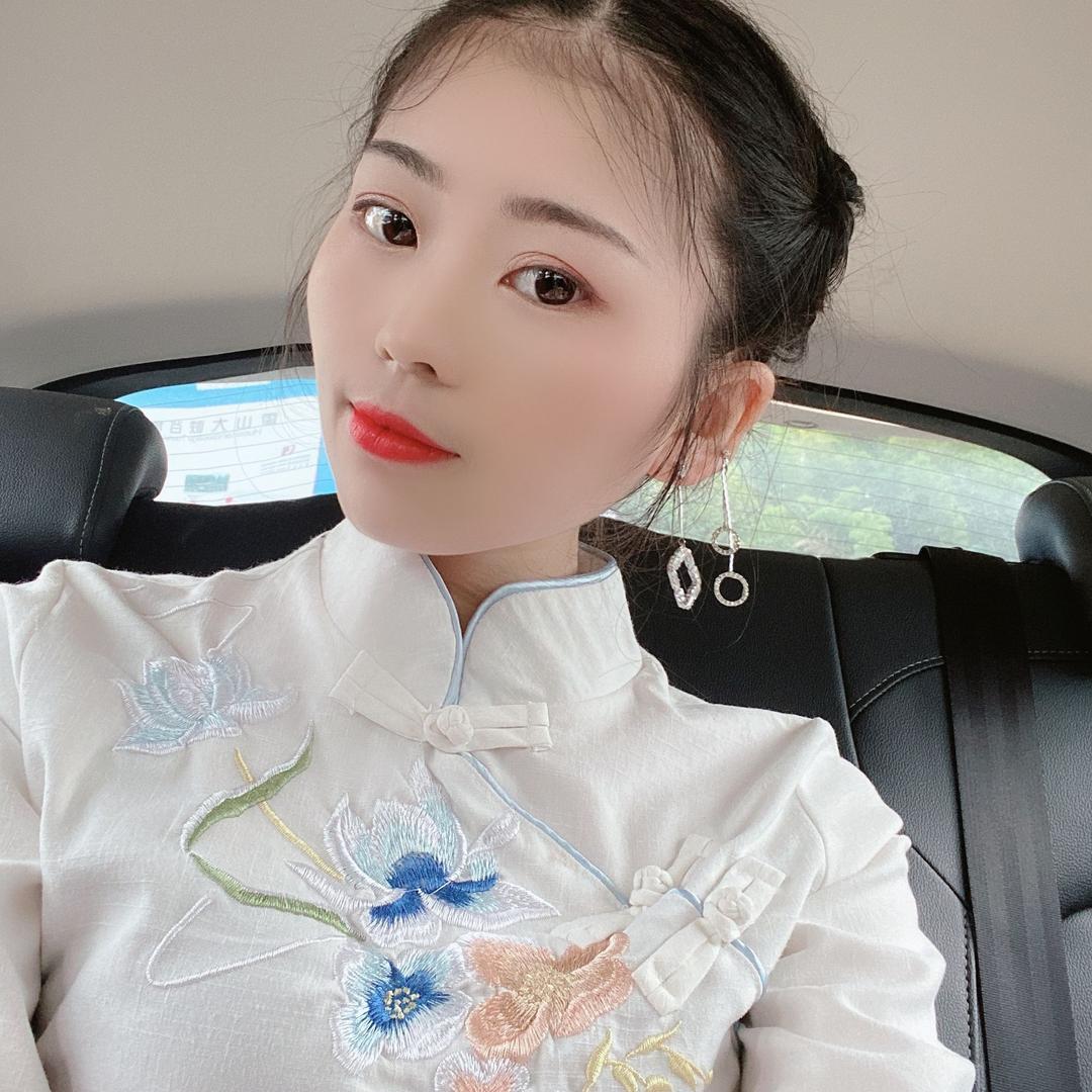 诺诺。。