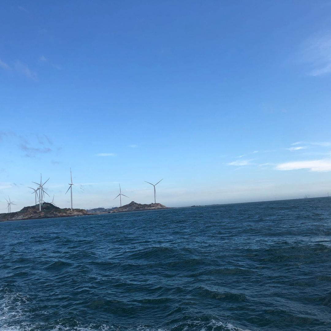 单眼皮的小空空