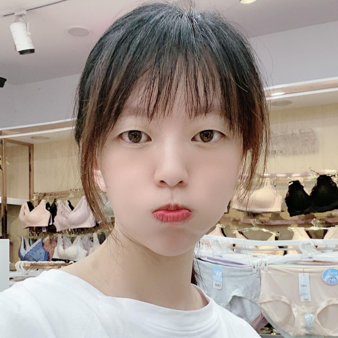 百合内衣(镜海嘉苑店)官方号