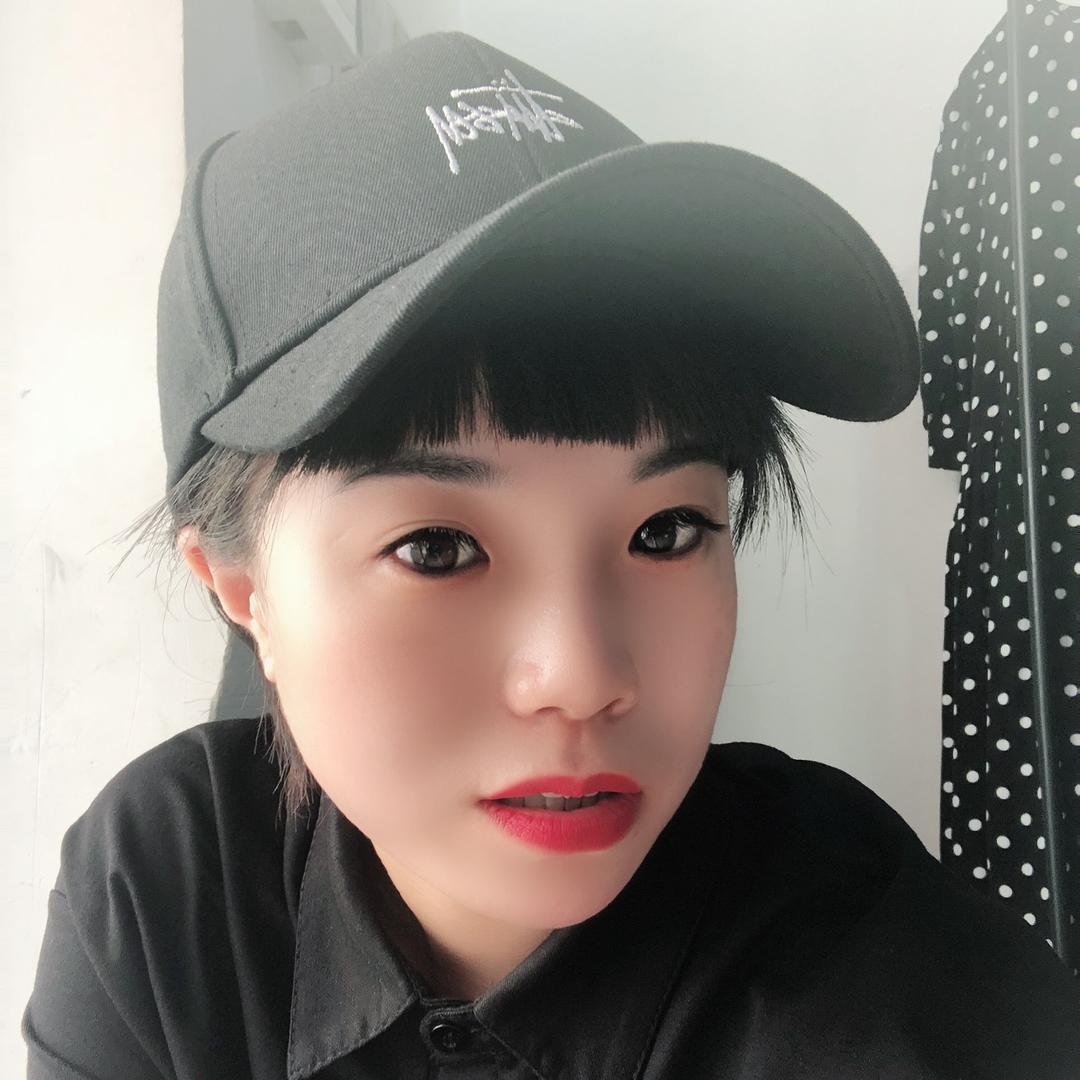 简谜女装