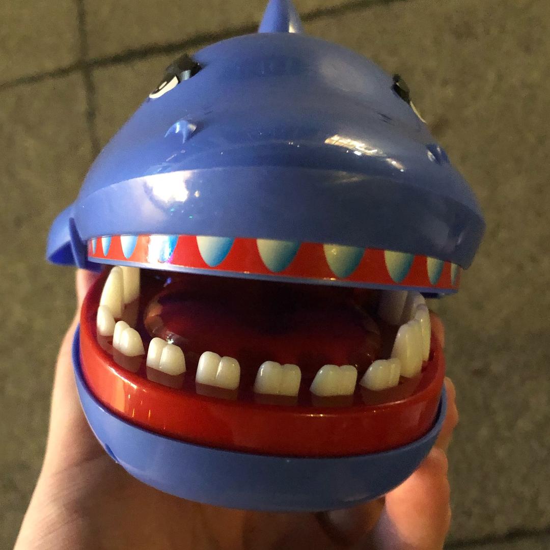 再看就把你吃掉