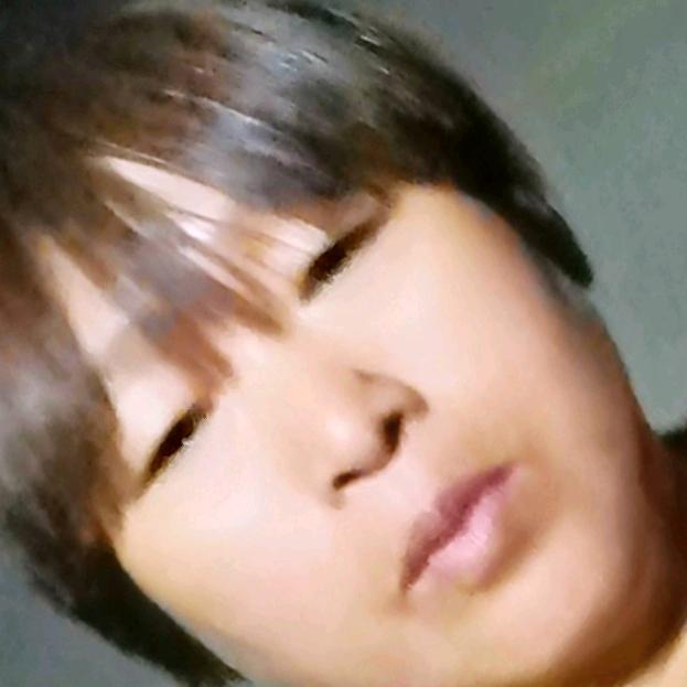 赵英