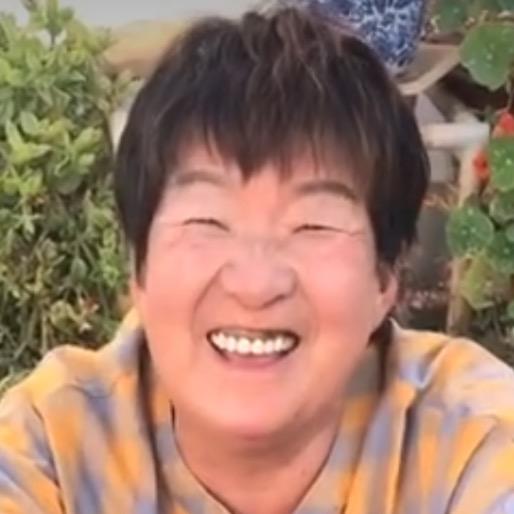 新赞大姨