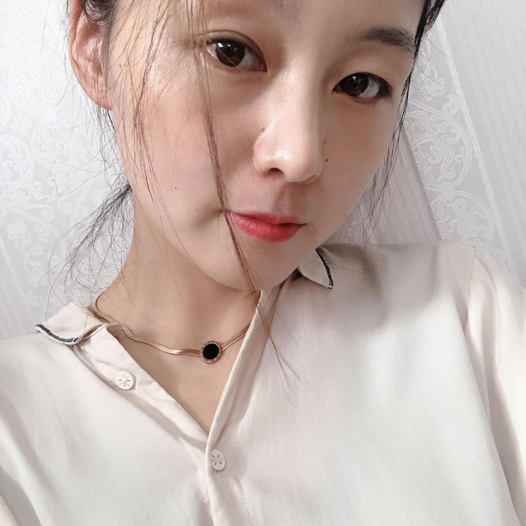 艳子😋