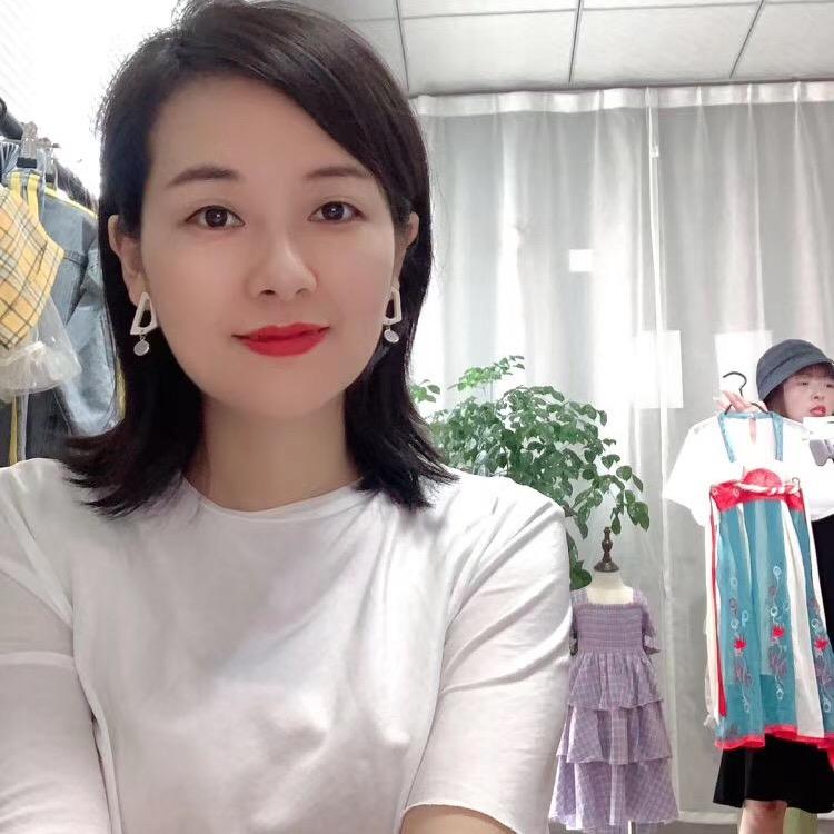 依依美童装