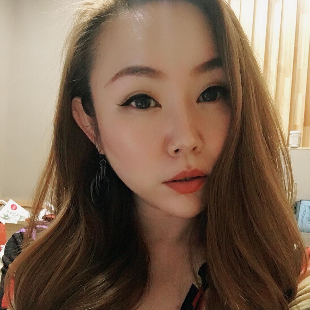歌手 刘紫玲