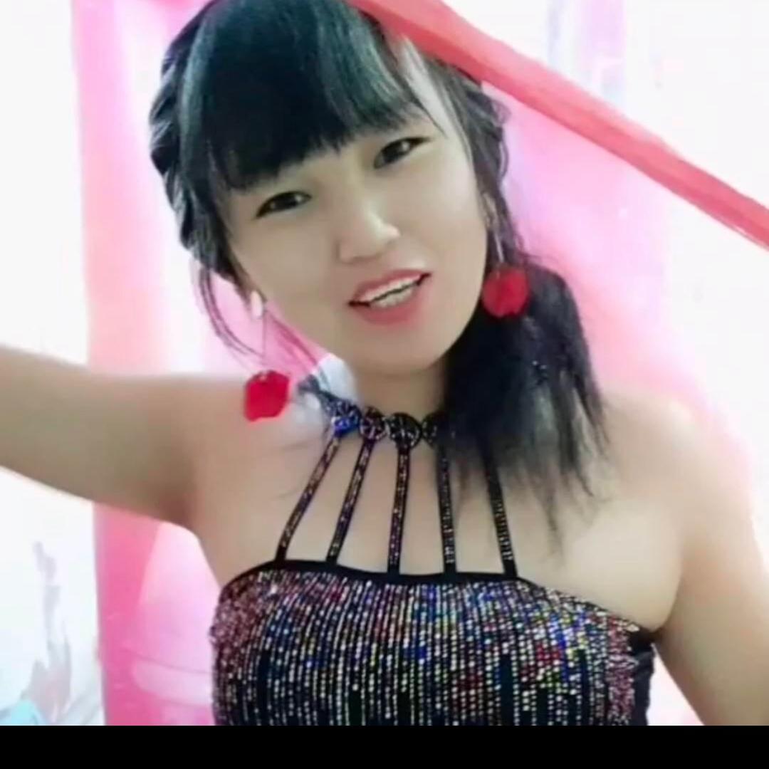 谁的❤️华儿吖