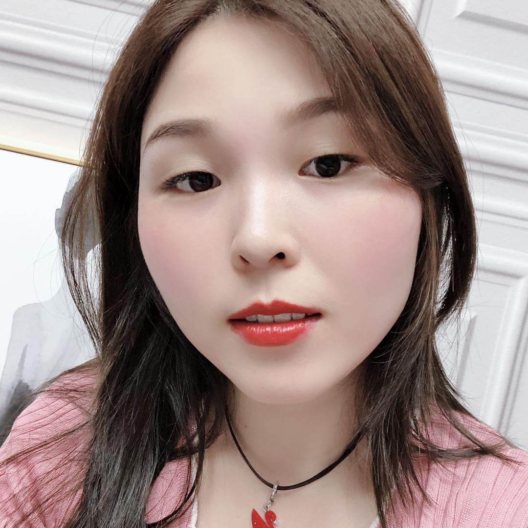 简澳本服饰旗舰店