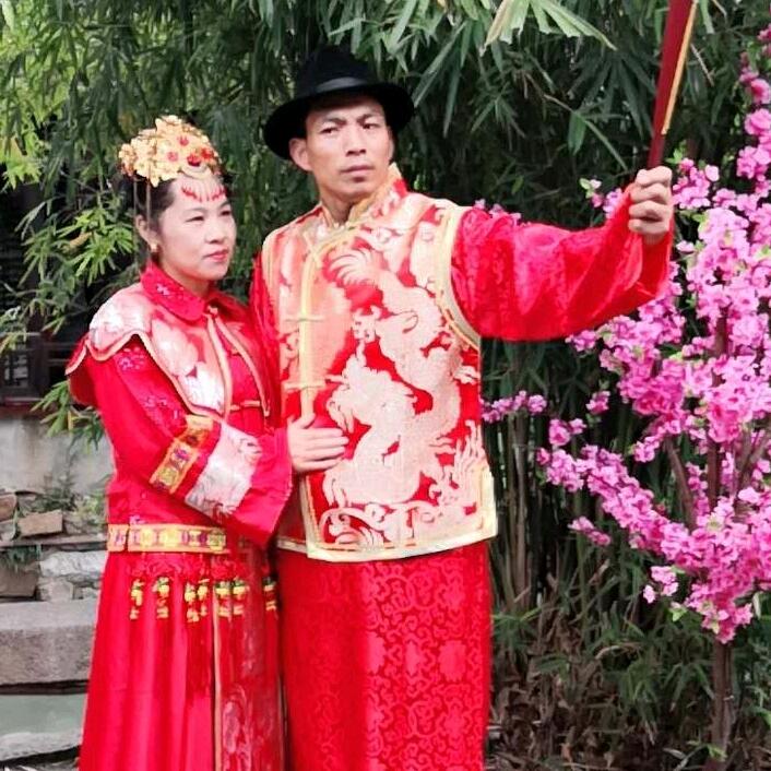回收二手家电设备,厨具,家具,搬家