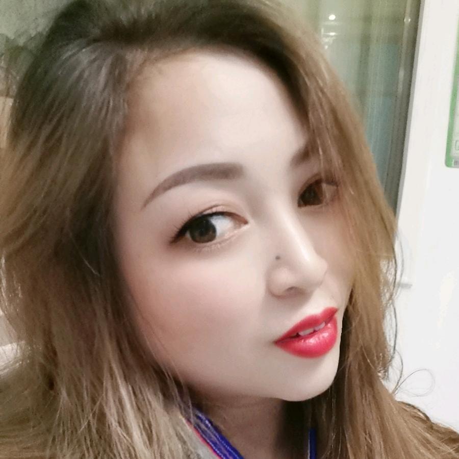 梅👩‍❤️‍💋‍👩子🌹