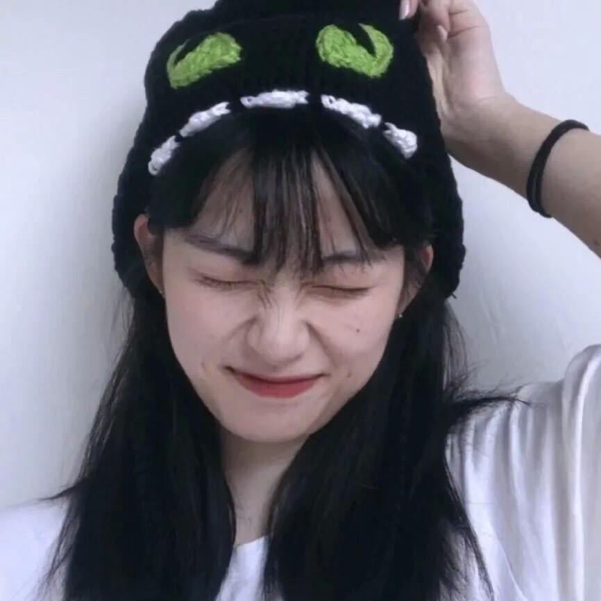 N、