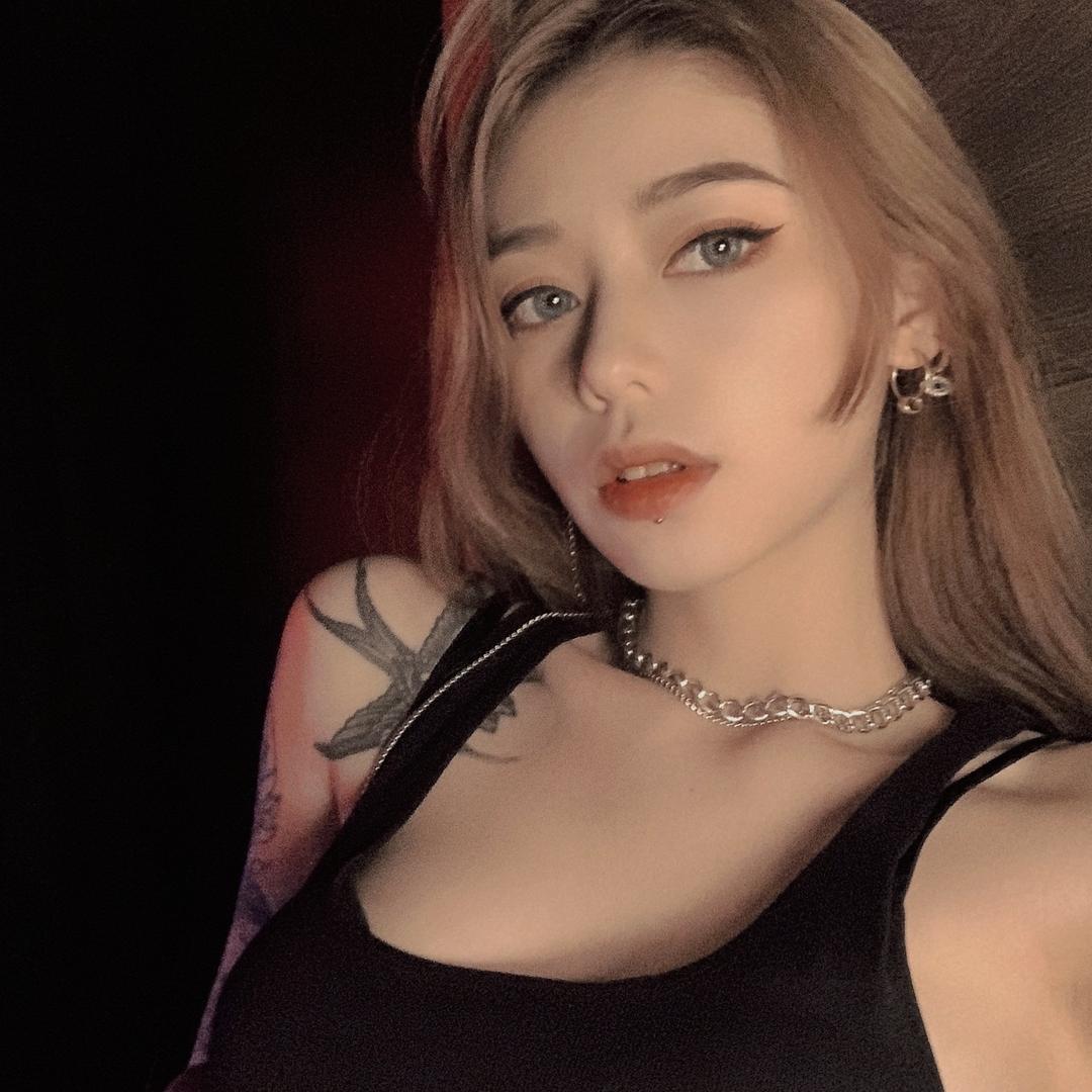 Si梦娜