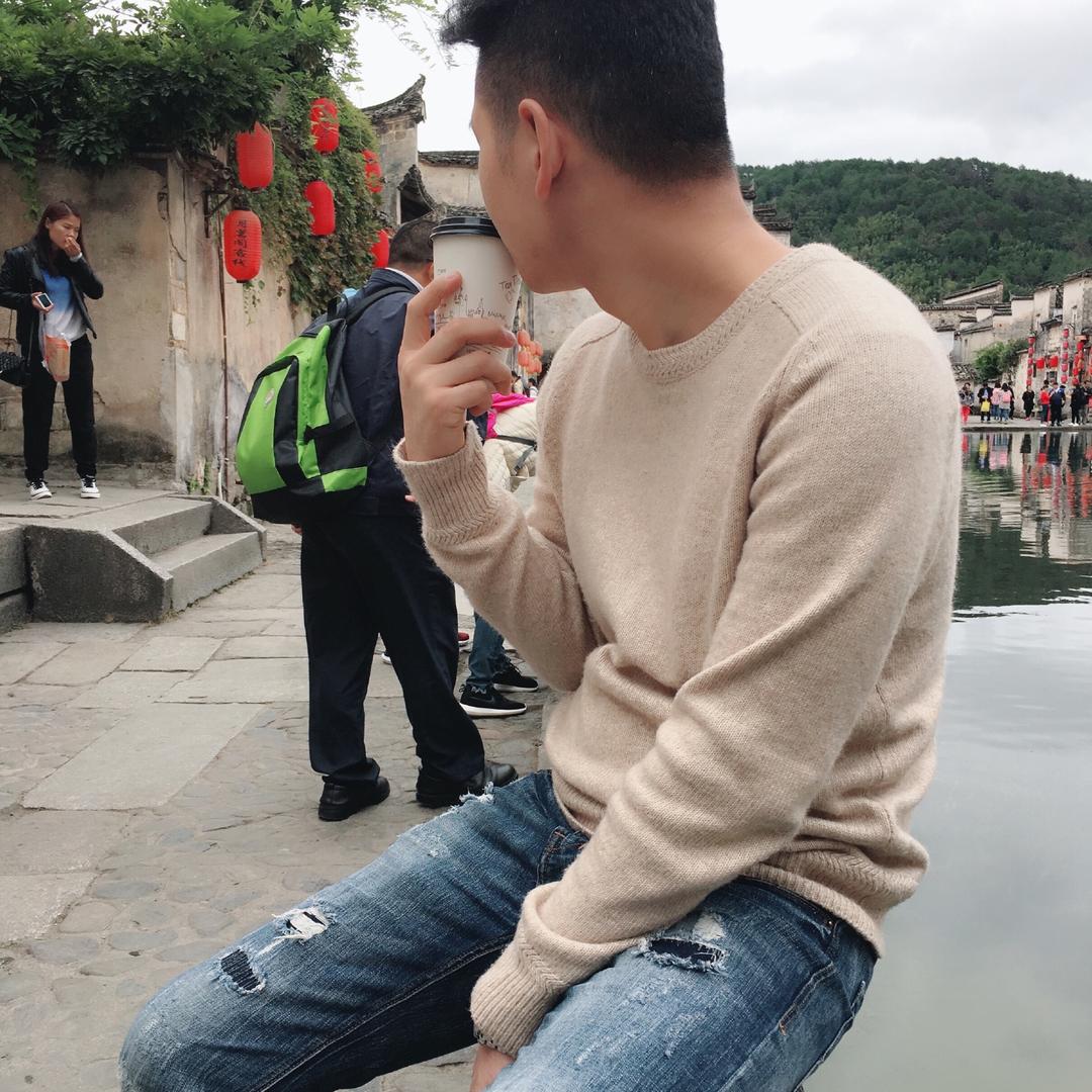 小 巨人电竞    -mg