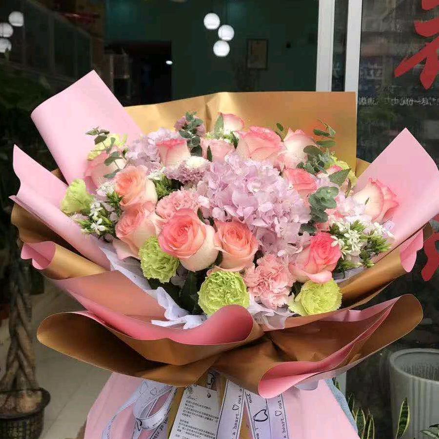 李家家，重庆嘛辣妹子