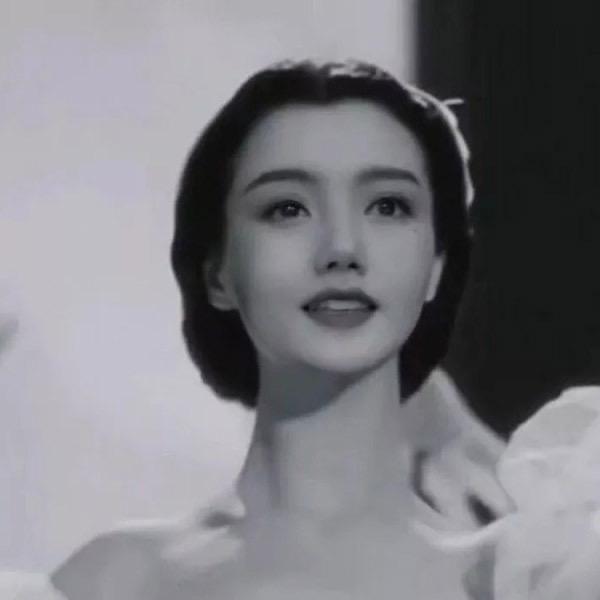 是晗晗呀