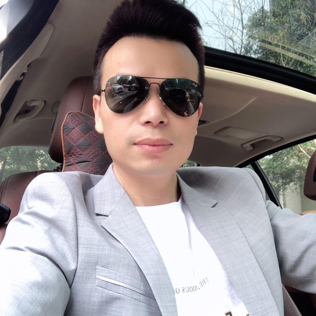 森哥品轩食品专营店