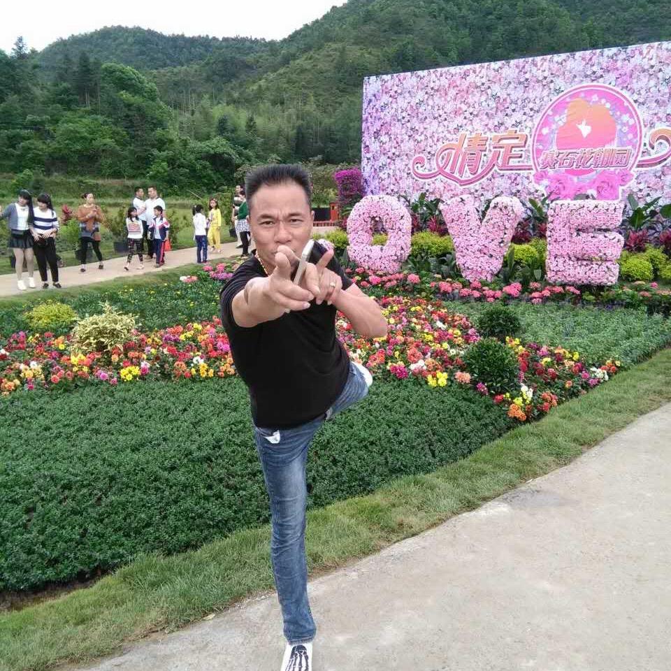 三哥😎😎😎