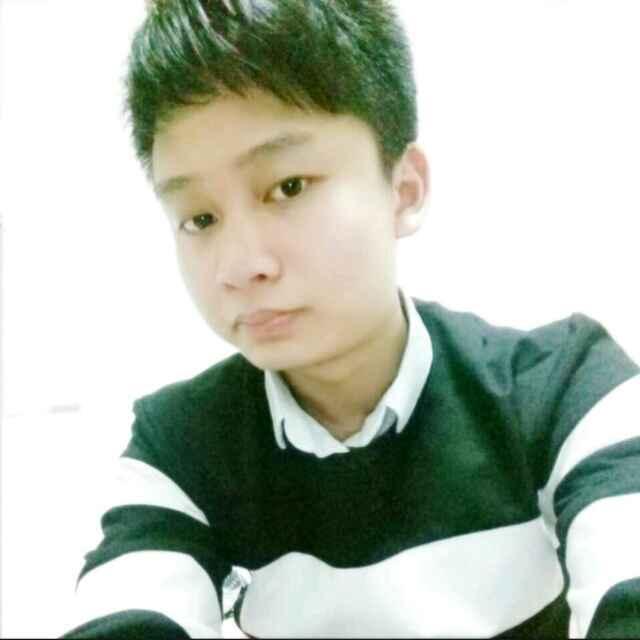 一笑倾诚