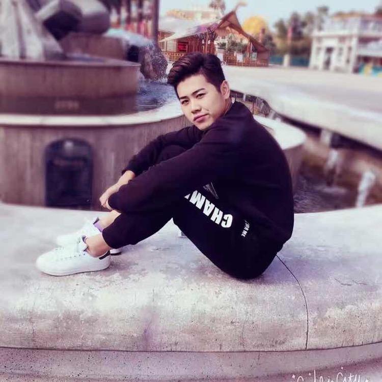 张丸丸