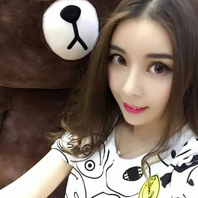 碎花洋裙的:)优雅