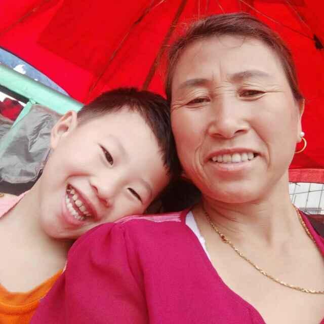 胡三妹_